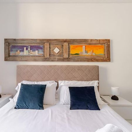 Casa Regina 3, Nel Centro Di Alba! Apartment Bagian luar foto