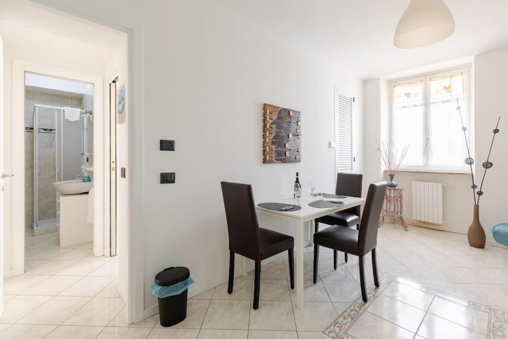 Casa Regina 3, Nel Centro Di Alba! Apartment Bagian luar foto